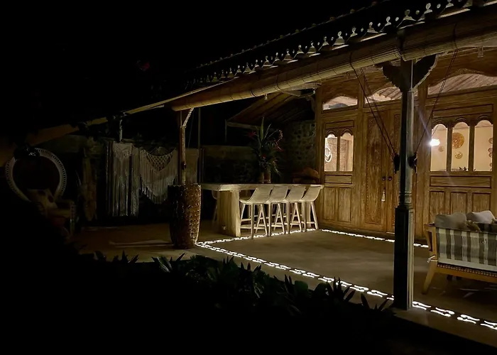 Louka Bali Hotel Tianyar