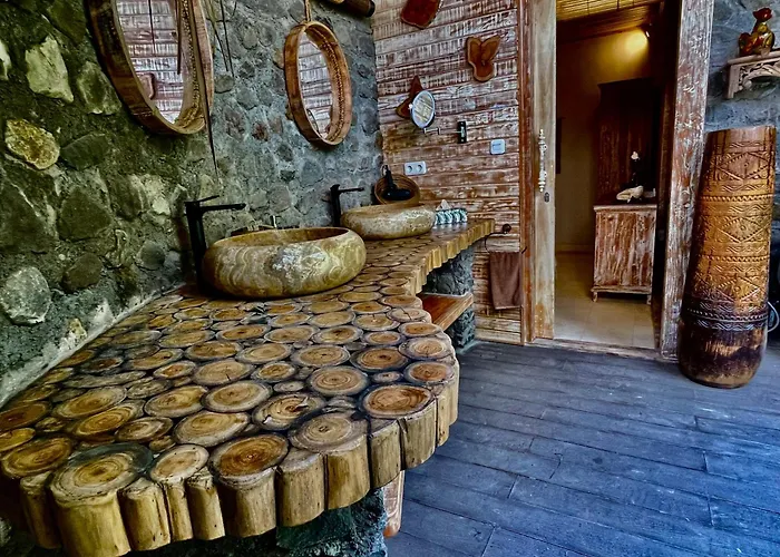 Louka Bali Hotel
